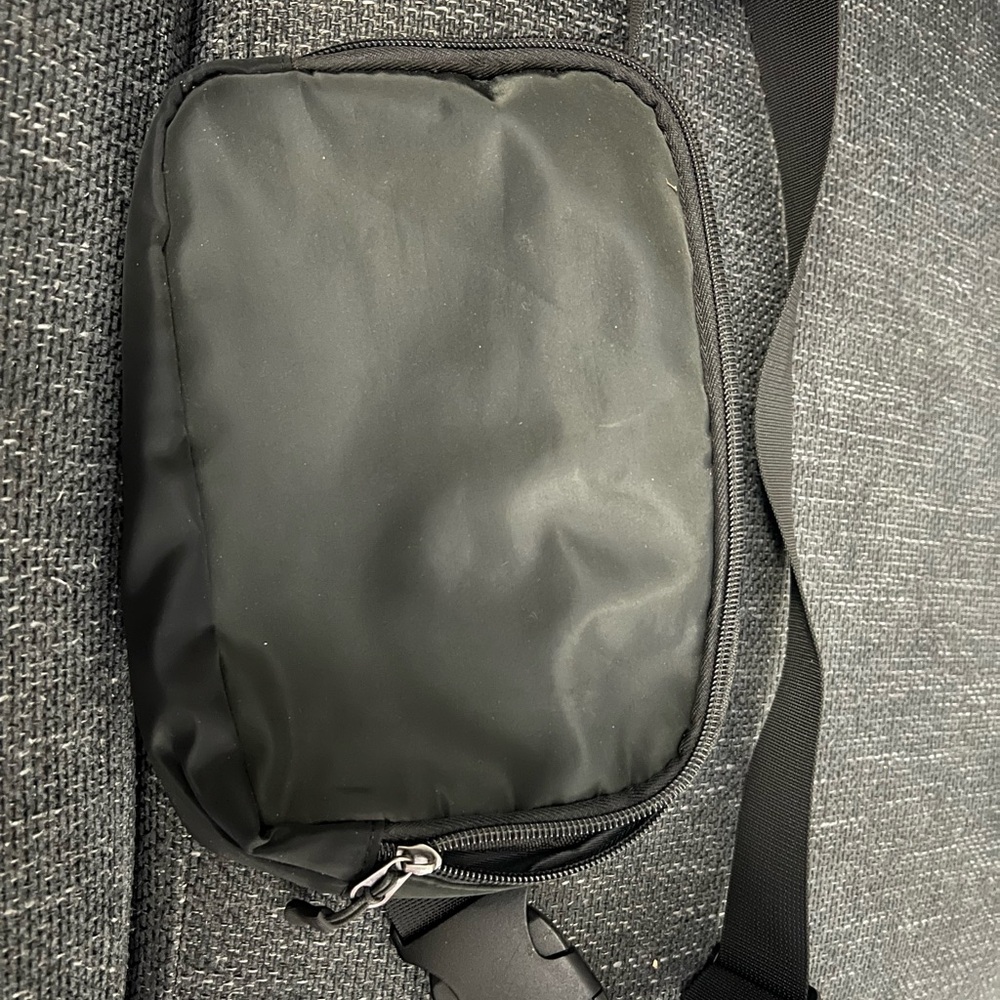 HALARA Black Crossbody Bag